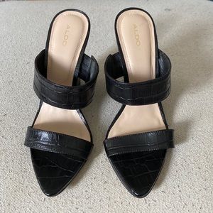 Aldo black wedges. Size 7.5.  Great Condition